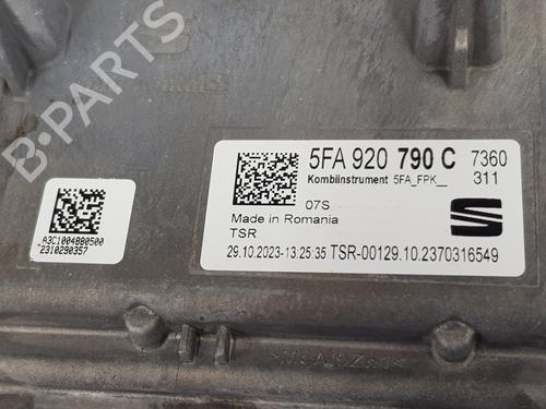 Instrument cluster CUPRA LEON Sportstourer (KL8, KU8, KUD) 1.5 eTSI | BP30754044C47