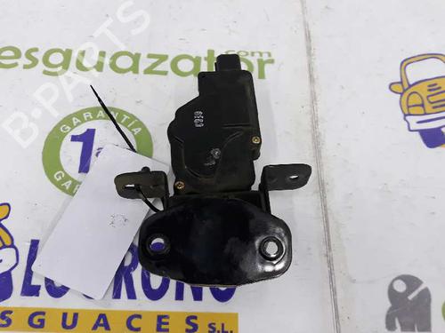 Used Tailgate lock KIA SORENTO I (JC) 2.5 CRDi (170 hp) 1980070
