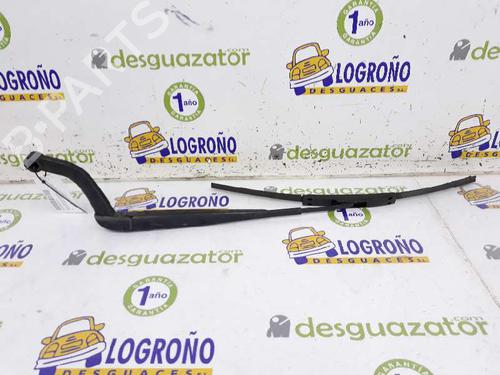 Used Front windshield wiper arm LAND ROVER RANGE ROVER SPORT I (L320) 3.6 D 4x4 (272 hp) 3662804