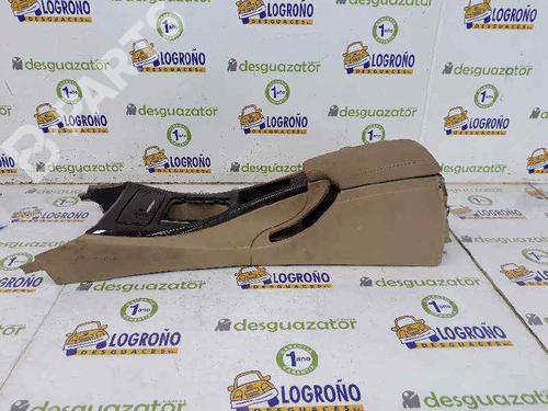 Used Armrest / Center console Armrest / Center console BMW 3 (E90) 320 d (163 hp) 7893992 7893992