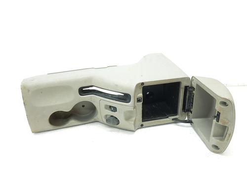 Armrest / Center console MITSUBISHI L200 / TRITON (KA_T, KB_T) 2.5 DI-D 4WD (KB4T) | BP15616547I20 
