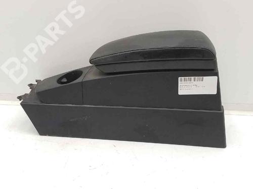 Used Armrest / Center console Armrest / Center console BMW X3 (E83) 2.0 d (150 hp) 7153060 7153060
