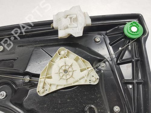 Rear left window mechanism LAND ROVER DISCOVERY III (L319) 2.7 TD 4x4 | BP15616180C24 