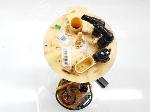 Used Fuel pump Fuel pump LAND ROVER RANGE ROVER SPORT II (L494) 3.0 TDV6 4x4 (258 hp) 33694440 33694440