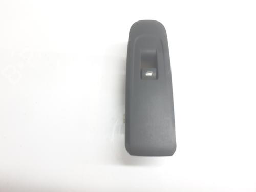 Used Right front window switch Right front window switch PEUGEOT PARTNER Box Body/MPV [2008-2026] 35967399 35967399