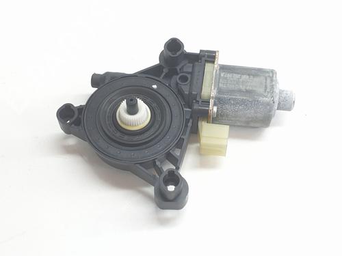 Rudehejsemotor bagstkærm venstre VW TOURAN (5T1) [2015-2025]  27039503