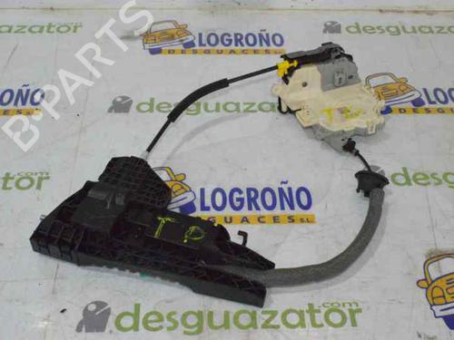 Cerradura puerta trasera derecha AUDI Q3 (8UB, 8UG) 2.0 TDI (140 hp) 8K0839016A | 8K0839016A |