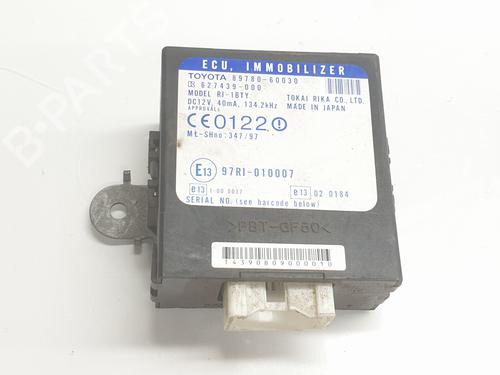 Used Electronic module TOYOTA LAND CRUISER 90 (_J9_) 3.0 TD (KZJ90_, KZJ95_, KZJ90R, KZJ95R, KZJ90W, KZJ95W) (125 hp) 32521434
