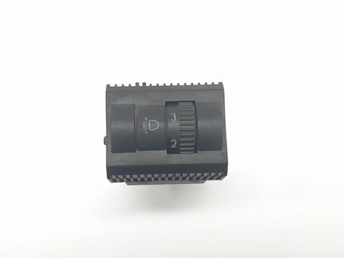 Used Headlight switch VW TRANSPORTER T5 Van (7HA, 7HH, 7EA, 7EH) 1.9 TDI (102 hp) 16821361