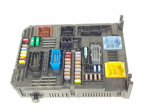 Used Fuse box Fuse box 38930569 38930569