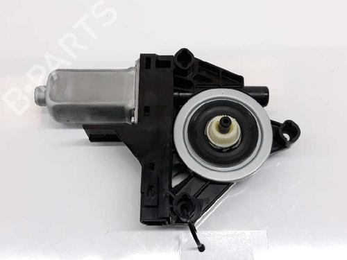 Used Right front window motor VOLVO V40 Hatchback (525) D2 (114 hp) 5567873