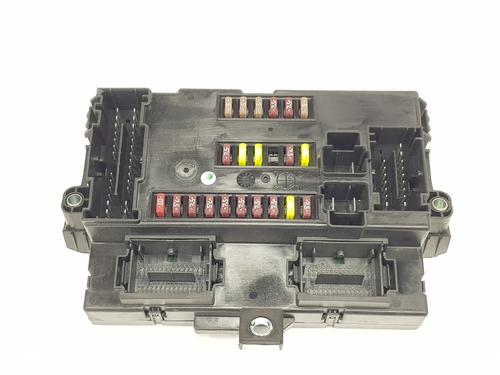 Used Fuse box Fuse box 37630707 37630707