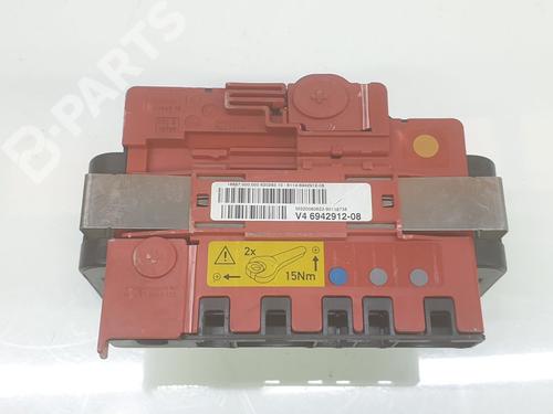 Used Fuse box Fuse box BMW 3 Coupe (E92) 320 d (177 hp) 10690490 10690490