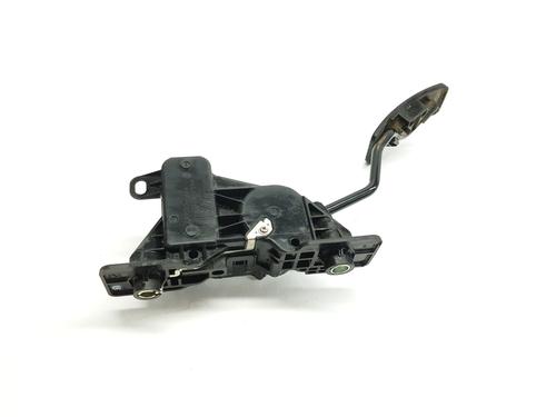 Pedal für MITSUBISHI L200 / TRITON (KA_T, KB_T) 2.5 DI-D 4WD (KB4T) (136 hp) 23227337