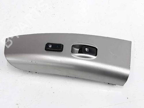 Right front window switch KIA SPORTAGE II (JE_, KM_) 2.0 CRDi 4WD | BP3661118I26 