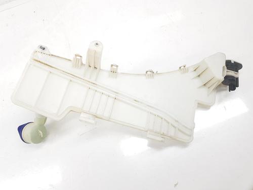 Windscreen washer tank PEUGEOT 5008 II (MC_, MJ_, MR_, M4_) 1.5 BlueHDi 130 (MCYHZJ, MCYHZR, MCYHZX) | BP7419497C113 