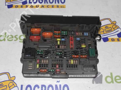 Used Fuse box BMW 3 Coupe (E92) 320 d (177 hp) 791533