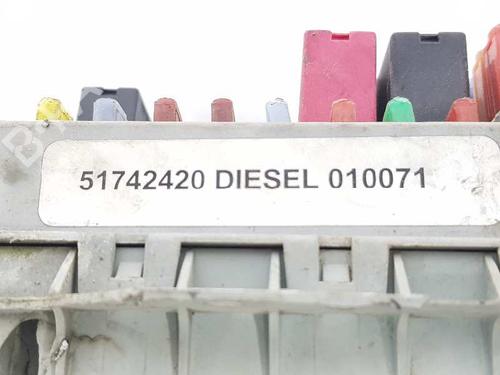 Fuse box ALFA ROMEO GT (937_) 1.9 JTD (937CXN1B) | BP6782295E1 