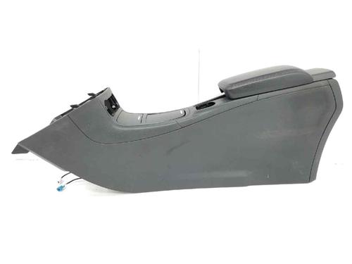 Used Armrest / Center console Armrest / Center console MERCEDES-BENZ B-CLASS Sports Tourer (W246, W242) B 200 CDI (246.201) (136 hp) 7163501 7163501