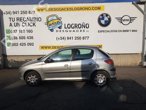 Left mirror PEUGEOT 206 Hatchback (2A/C) 1.4 HDi eco 70 | BP1430855C26