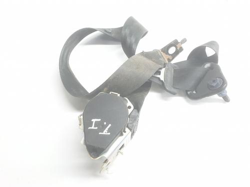 rear-left-seatbelt-renault-zoe-bfm_-2012-34436294 main image