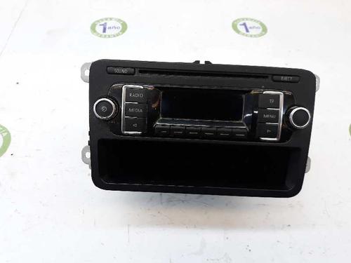 Used Radio VW CADDY III Box Body/MPV (2KA, 2KH, 2CA, 2CH) 1.6 TDI (75 hp) 3494171