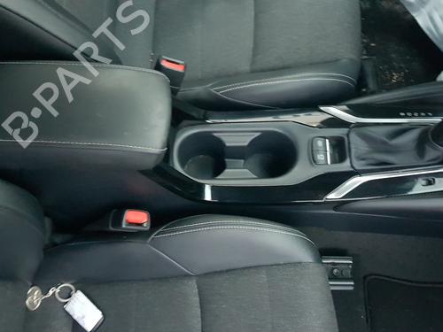 Left tailgate light TOYOTA COROLLA Hatchback (_E21_, _EA1_, _EH1_)  | BP31909447C79 