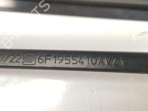 Front windshield wiper arm SEAT IBIZA IV SC (6J1, 6P5) 1.0 TSI | BP13042252C143 