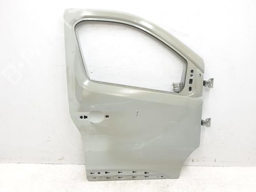Used Right front door RENAULT TRAFIC III Van (FG_) 1.6 dCi 140 (FGMA, FGMC) (140 hp) 29708601