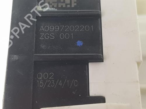 Front right lock INFINITI Q30 1.5 D | BP15649237C97 