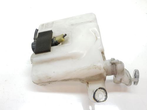 Windscreen washer tank TOYOTA LAND CRUISER 90 (_J9_) 3.0 TD (KZJ90_, KZJ95_, KZJ90R, KZJ95R, KZJ90W, KZJ95W) | BP18147536C113 