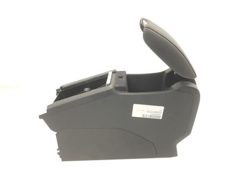 Used Armrest / Center console VOLVO XC60 I SUV (156) D3 (150 hp) 15248663