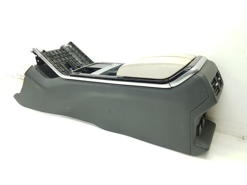 Armrest / Center console LAND ROVER RANGE ROVER VELAR (L560) 3.0 D300 SDV6 4x4 | BP31854275I20 