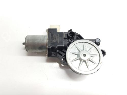 Right rear window motor MITSUBISHI L200 / TRITON (KJ_, KK_, KL_) 2.2 DI-D 4WD | BP29755671E22 