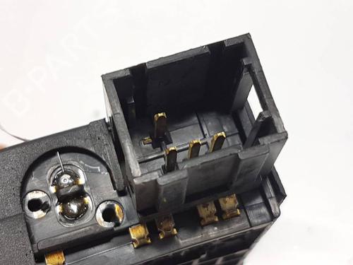 Headlight switch RENAULT MASTER III Van (FV) 2.3 dCi 135 FWD (FV0N, FV08, FV06, FV00, FV1S) | BP38727709I24 - Image 3