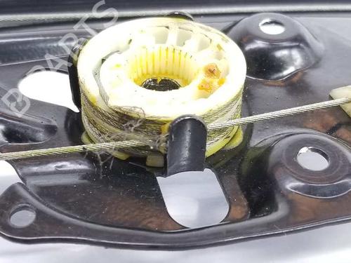 Rear right window mechanism BMW 5 (E60) 525 d | BP3379243C25 