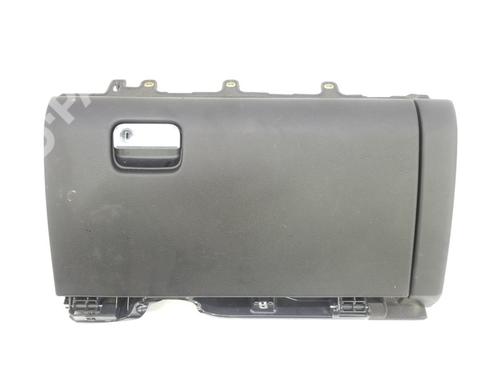 glove-box-porsche-cayenne-92a-30-diesel-95855209500-7p5857095f-2010-8640716 main image