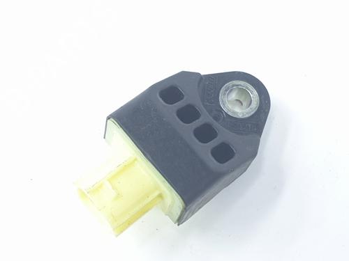 Used Electronic sensor TOYOTA YARIS (_P13_) 1.5 Hybrid (NHP130_, NHP130) (101 hp) 19117618
