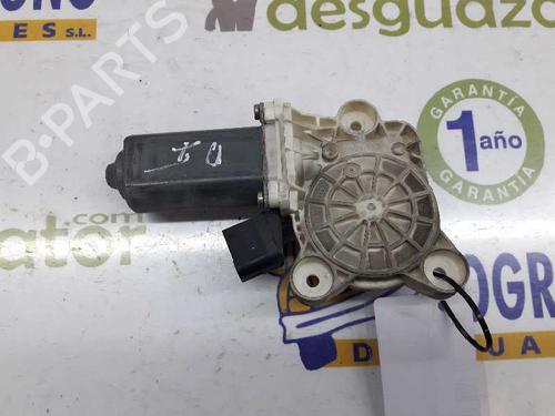 Left front window motor MERCEDES-BENZ C-CLASS (W203) C 180 Kompressor (203.046) | BP3160674E21 