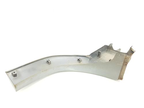 Modanatura parafango posteriore destra TOYOTA LAND CRUISER 90 (_J9_) 3.0 TD (KZJ90_, KZJ95_, KZJ90R, KZJ95R, KZJ90W, KZJ95W) | BP30689778C137