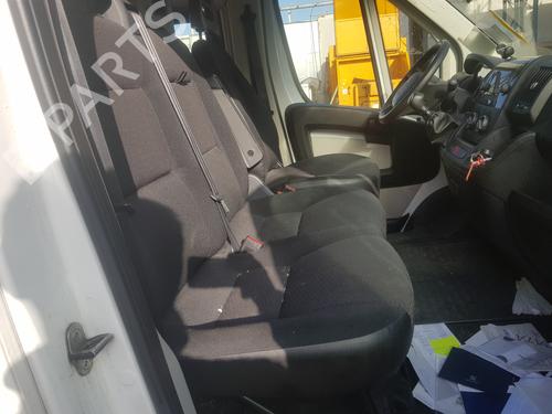 Kabinelys PEUGEOT BOXER Bus 2.2 BlueHDi 140 | BP32679565I8 