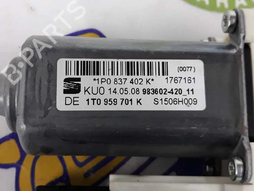 Right front window motor SEAT LEON (1P1) 1.6 TDI | BP2133512E20 