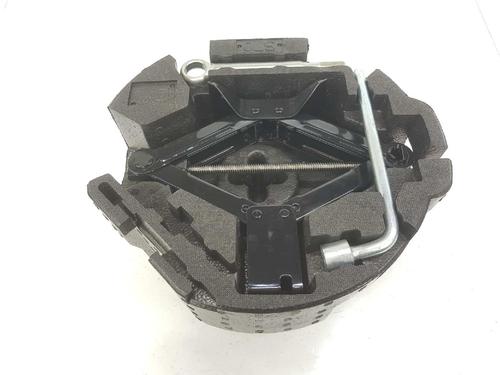 Used Jack Kit SUBARU OUTBACK (BL, BP) 2.0 D AWD (BPD) (150 hp) 14087221