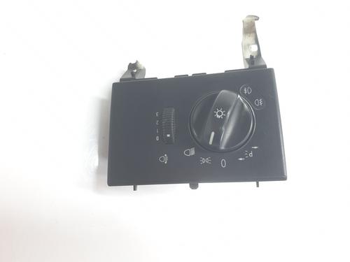 Headlight switch MERCEDES-BENZ VITO Bus (W639) 115 CDI (639.701, 639.703, 639.705) | BP28355632I24 
