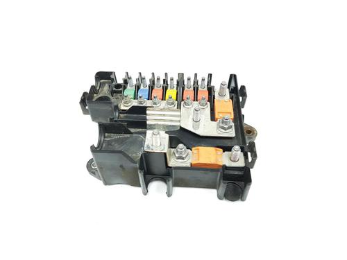 Fuse box IVECO DAILY VI Van 33S13, 35S13, 35C13 (126 hp) 17448193