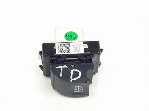 Used Right rear window switch DACIA SPRING EV (B6M1) (45 hp) 31015678