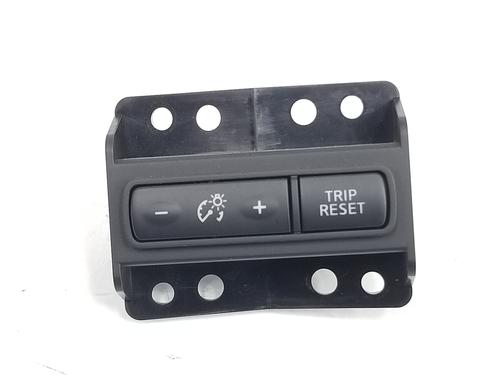Used Switch NISSAN QASHQAI II SUV (J11, J11_) 1.6 DIG-T (163 hp) 8617211