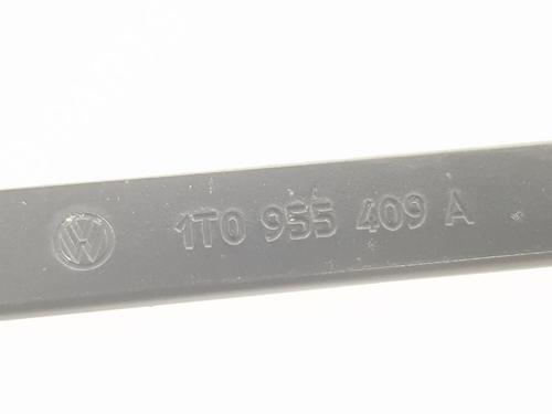 Front windshield wiper arm VW TOURAN (1T1, 1T2) 2.0 TDI | BP16314873C143 