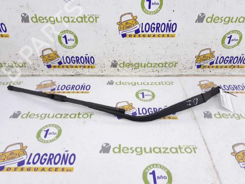 Used Front windshield wiper arm MITSUBISHI OUTLANDER II (CW_W) 2.0 DI-D (CW8W) (140 hp) 3662170