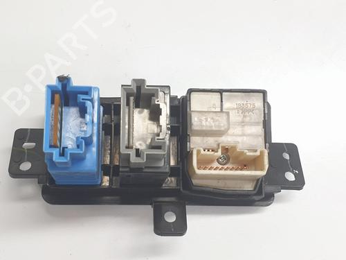 Switch MITSUBISHI L200 (K7_T, K6_T, K5_T)  | BP28156365I30 